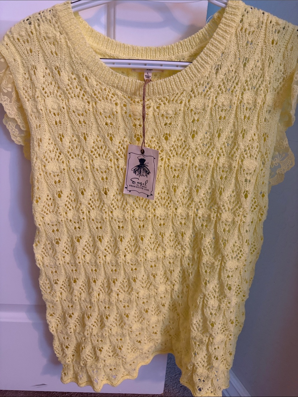 easel Yellow Knit Shell Top with Lace Trim
